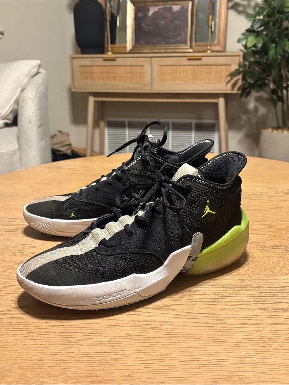 Jordan React Elevation “Black and Volt”